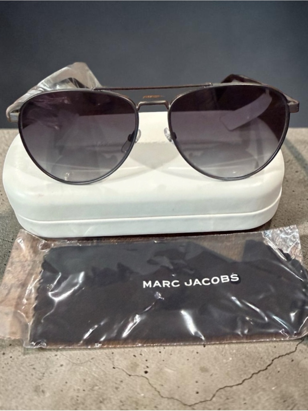 Marc Jacobs Men’s Aviator Sunglasses - Black Gradient Lenses